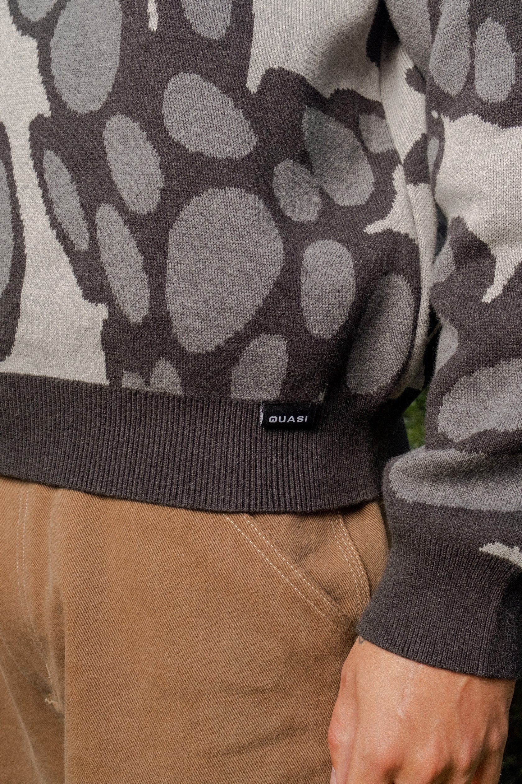 Dro Sweater [Soap] - Image 3